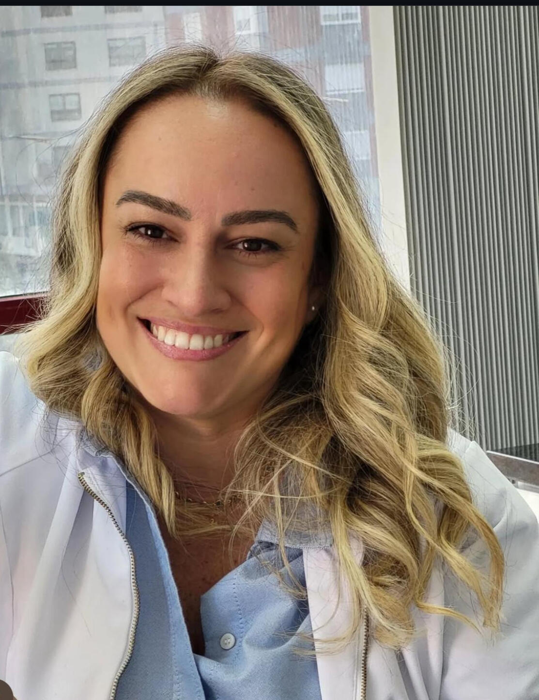 Licenciada em Odontologia pela Universidade Veiga de Almeida - RJ- Brasil- 2007 Especialista em Ortodontia no Brasil- Pontifícia Universidade Católica do Rio de Janeiro- IOPUC- PUC-Rio 2013 Mestre em Odontologia pela CESPU 2020